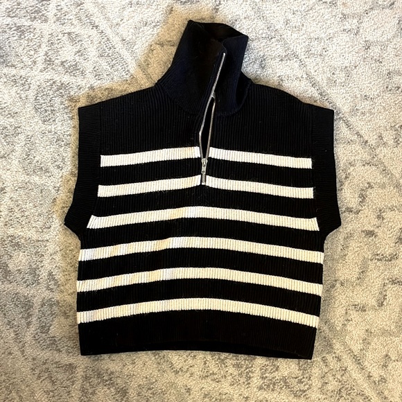 Zara Sweaters - Zara Stripes Knit Sweater Vest - Small - Oversized